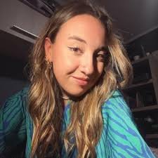 Liesl Vandevelde (@Lieslvdv)