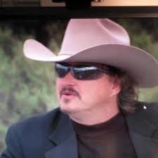 Don Ray Walton (@humanalien2)