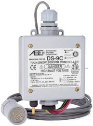 Selecting gutter heaters for your roof and gutters the safest way to keep ice dams from damaging a property is by using gutter heaters to. Roof Gutter Heating Cable Roof Deicing Cable Warmup