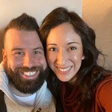 Leslie Shier's Instagram, Twitter & Facebook