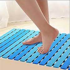 We researched the top options to keep yourself and your loved ones safe and comfortable. 9 Non Slip Bath Mat Ideas Bath Mat Bath Shower Mat