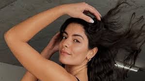 Manuela Hernandez's Instagram, Twitter & Facebook