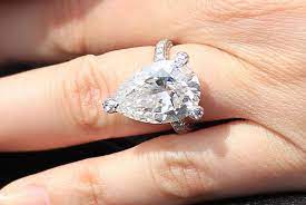 Holly Valances Engagement Bling Giant Engagement Ring Huge Engagement Rings Celebrity Engagement Rings