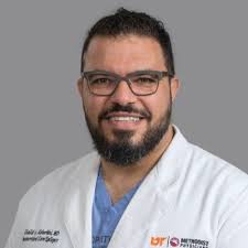 Aaron F Struck (@StruckAF)