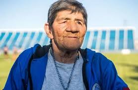 El Loco Julio, el hincha del Tomba que trascendió los colores y vivió para  el club, tiene su propia cerveza