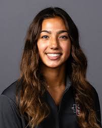 Women's Swimming and Diving 2023-24