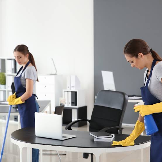 Best Commercial Office Cleaning Leeds | Professional cleaning Uk