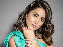 Baarish ban jaana (official video) payal dev, stebin ben | hina khan, shaheer sheikh | kunaal vermaa | dilsen kumar | barish tum ban jana Baarish Ban Jaana Star Hina Khan S Green Ruffle Dress It S Price And Her Cute Hairpin