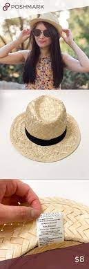 Straw Hat Gently Worn Once Palm Polyester Some Of The Straw Pieces Are Sticking Out Minor Flaw On Part Of The Top Area In 2020 Straw Hat Hats Women Accessories Hats