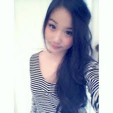 selvy aprilya (@selvyaprilya)