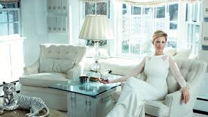 Hmm, maybe i would have better luck as a werewolf. Sandra Lee The Woman In White Vogue