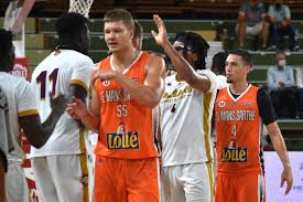 Le msb est une structure professionnelle, qui a remplacé le scm le mans. Le Mans Sarthe Basket La Pre Saison Debute Avec Deux Defaites Les Nouvelles De Sable