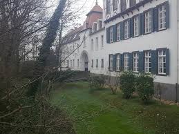 Der ort selbst entwickelte sich um einen hof, die spätere burg blessem, deren besitzer sich im 14. Freiwillige Feuerwehr Erftstadt Blessem Mapio Net