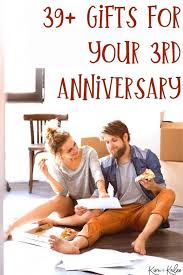 As your 3rd anniversary rolls around, you're likely looking for ways to show your husband or wife how much you care. 39 Special Leather Anniversary Gifts For Her 3rd Anniversary