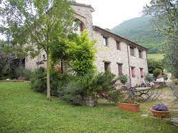 Which room amenities are available at giardino degli ulivi resort & spa? Agriturismo Il Giardino Degli Ulivi Italia Castelraimondo Booking Com