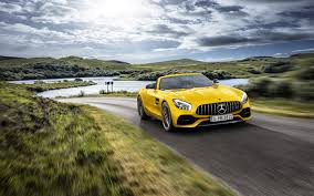 Download Wallpapers Mercedes Amg Gt S Roadster 2019 Exterior 4k Front View Racing Car New Yellow Gt S Roadster German Cars Yellow Cabriolet Mercedes Be Mercedes Amg Gt S Mercedes Amg New