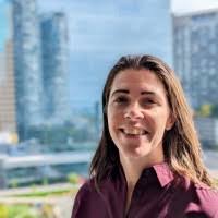 Robyn Hasty's Instagram, Twitter & Facebook