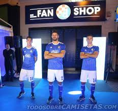 Alle infos zum verein dinamo zagreb ⬢ kader, termine, spielplan, historie ⬢ wettbewerbe: Gnk Dinamo Zagreb 2019 20 Adidas Kits Todo Sobre Camisetas