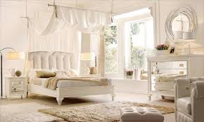 Wer kein boxspringbett oder ein wasserbett möchte, entscheidet sich für klassische betten bzw. Italienische Luxus Designerbetten Klassische Luxus Schlafzimmermobel Agnes