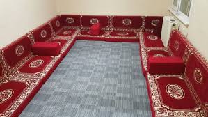 Koton kanvas branda fermuarlı beyazlatıcı kullanmadan 40 derecede yıkanabşlen iç dolgusu kırpıntı sünger 110x110 yerminderi. Sark Kosesi Minder Takimi Modelleri Ve Fiyatlari 40 Indirim