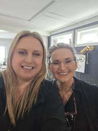 Is a new dentist position available at the clinic?