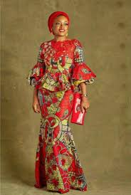Je suis heureuse de partager avec vous ces magnifiques modèles en. Epingle Par Pcdiany Sur Dresses Mama Mode Africaine Mode Model Pagne Africain