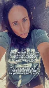 Sarah Peng's Instagram, Twitter & Facebook