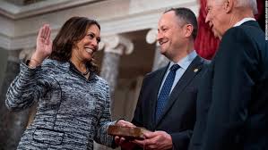 California senator kamala harris and her husband douglas emhoff. Harris And Emjoff Recall First Date It Felt Like We Had Known Each Other Forever Cnnpolitics