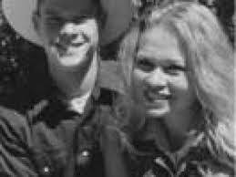 Lynn Izatt's Instagram, Twitter & Facebook