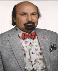 Domain Tailored Large Language Models for Log Mask Prediction in Cellular  Network Diagnostics