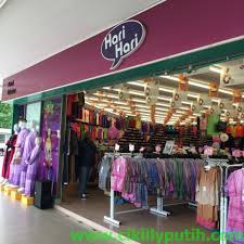 Pusat pakaian hari hari online sayfasında doğum tarihi, ikamet yeri, telefon numarası, adres ve sosyal medya hesapları gibi kişisel bilgileri bulabilirsiniz. Ciklilyputih The Lifestyle Blogger Pusat Pakaian Hari Hari