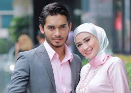 Tapi wawa sedar setiap pertemuan pasti ada perpisahan jaga diri mu. Kami Dah Capai Tiba Masa Kongsi Rezeki Tiga Tahun Bina Nama Aeril Zafrel Dan Wawa Zainal Kini Jutawan Kosmetik Hiburan Mstar