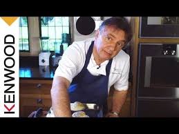 Roquefort Cheese Souffle By Raymond Blanc Disaster Chef 2015 Youtube Raymond Blanc Roquefort Cheese Cheese Souffle
