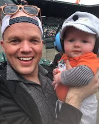 It's Giant's Opening Day … and as some of you may know, we are a home  divided 💙 vs 🧡 Justin is a Dodgers fan (don't ask) but Steve is a big