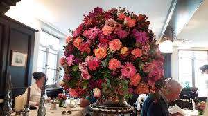 Bouquet de fleurs stock photos and images. Un Bouquet De Fleurs Gigantesque Bild Von Gasthof Alte Post Lindau Tripadvisor