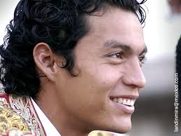 Contratan a Téllez para torear en Maracay