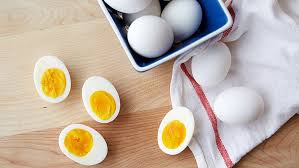 But usually what happens, is if one of the eggs is weak and breaks, you end up with a big mess (egg stuck to the walls of the kettle). How To Boil Eggs Pillsbury Com