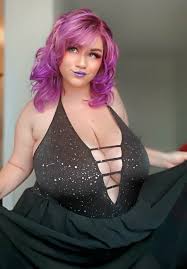 Bunnie Gloom - Free pics, galleries & more at Babepedia