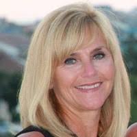 Denise Ostrander's Instagram, Twitter & Facebook