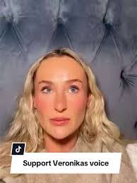 Karla Frye's Instagram, Twitter & Facebook