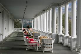 Washington bed and breakfast is an 1838 federal style farmhouse with seven guest rooms, including one first floor accommodation, all with private baths. The Historic Mount Washington Hotel At Bretton Woods Nh New England Today