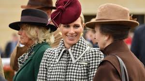 Proud dad mike shared that zara gave birth to their son on sunday (21 march) in the latest episode, which was released on wednesday morning (24 march). Zara Tindall Schwanger Baby Nummer Drei Auf Dem Weg Gala De