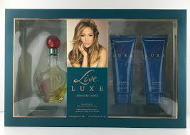 Shop top brands at great prices. Live Luxe By Jennifer Lopez Perfume 3pc Set Edp Spray 3 4 Oz Lotion Gel Nib 5050456011339 Ebay