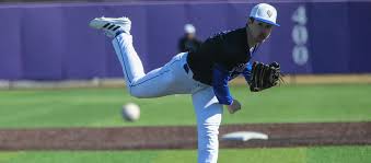 Diamond Royals Grab Second Game In Saturday Twin Bill