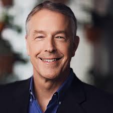 Scott Maclellan's Instagram, Twitter & Facebook