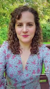 We are pleased to have Jane Klaviter join us Wednesday, September 28 at  7:30pm ET. Jane Bakken Klaviter recently retired from the Metropolitan  Opera as Prompter and Assistant Conductor, a position she