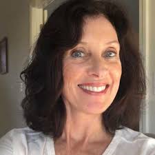 Beth Boardman's Instagram, Twitter & Facebook