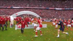 Abonnenten, 58 folgen, 12.6 tsd. Party Drinking Gif By Fc Bayern Munich Find Share On Giphy
