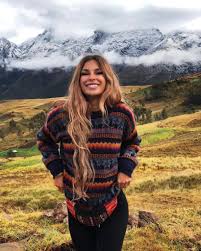 Elisabeth Rioux Instagram Star Bio Age Height Weight Boyfriend Net Worth Relationship Family Facts Starsgab