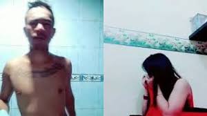 Untuk video viral di tiktok sendiri berjudul stuck in the wall 3d animation yang mana banyak pengguna ingin menonton video tersebut, padahal setelah kalian lihat maka mungkin pendapat kalian akan sama saja dengan pendapat saya yaitu b aja. Hp Jatuh Saat Main Tik Tok Youtube